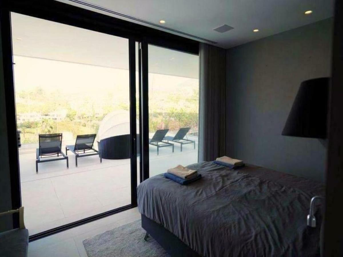 Villa Luxury With Breathtaking Views In By Lodgerstrip